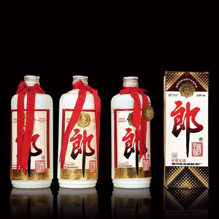 金山郎酒回收